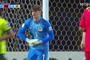 U17亚洲杯：帅惟浩谢晋破门，国少2-0澳大利亚决赛战日本