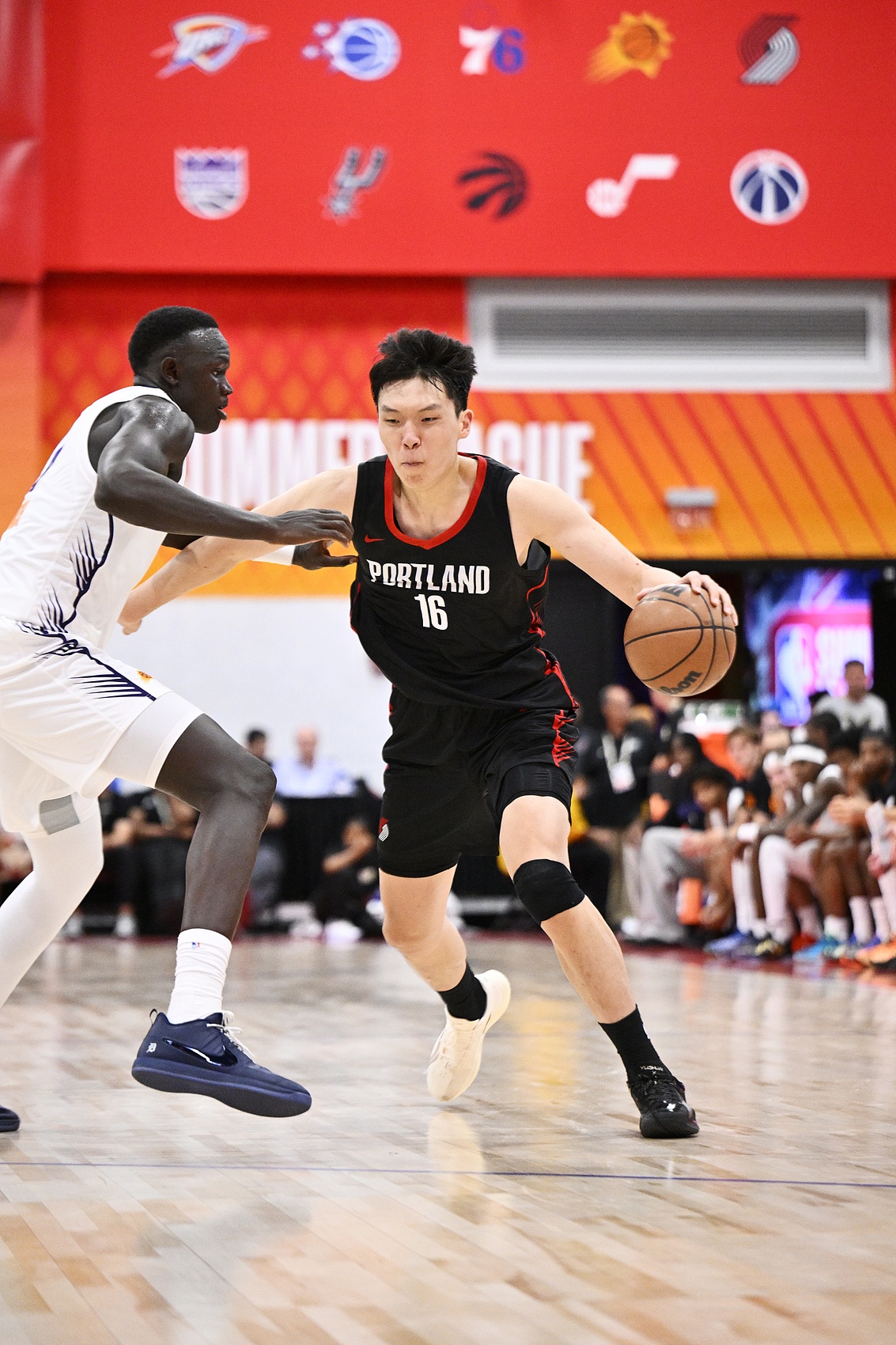 杨瀚森二年级夏联首秀：12+9+4，三分命中率显著提升