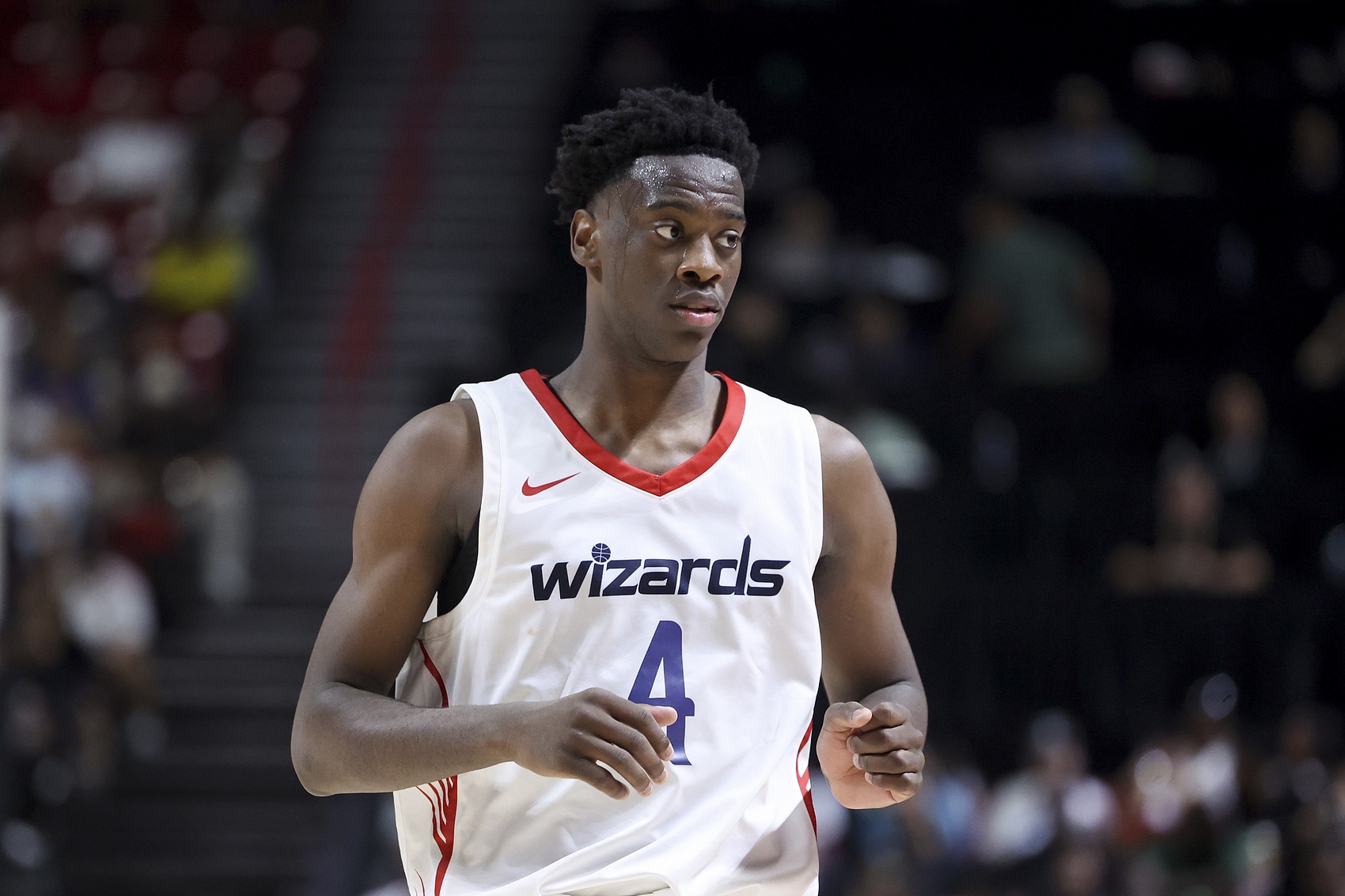 奥尼尔回怼迪班萨：先给医生打电话 我会揍扁他小屁股