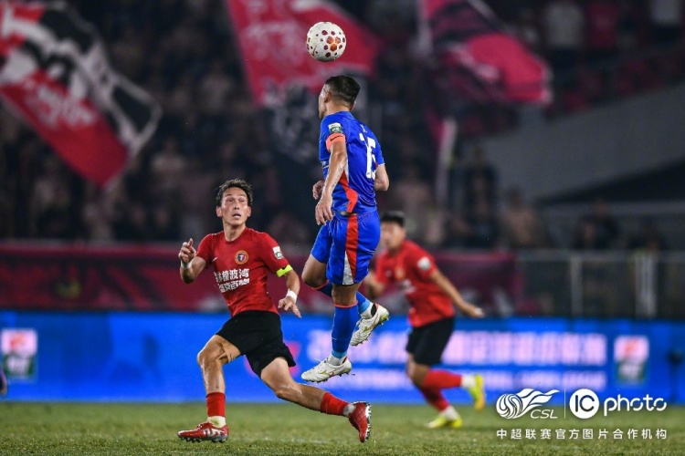辽宁铁人主场3-1力克申花 热菲尼奥双响定胜局