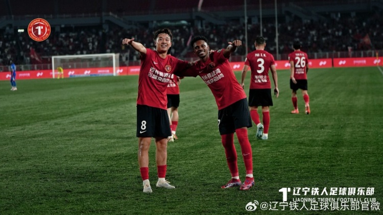 热菲尼奥双响邦本宜裕点射 辽宁铁人3-1上海申花 热菲尼奥双响邦本宜裕点射 辽宁铁人3-1上海申花