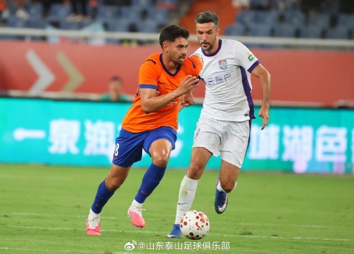 泰山2-1逆转津门虎 残阵混编新老合力拿下三分