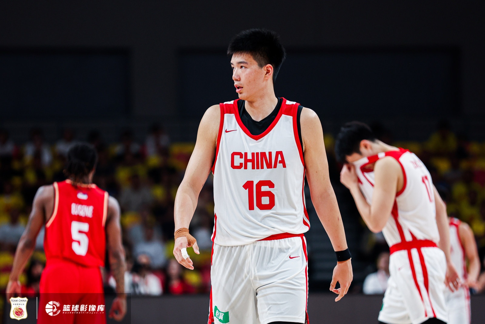 中国男篮热身首战83-78胜乌拉圭 贺希宁17分11人全得分
