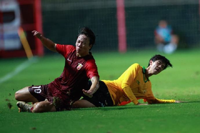 上海海港U20客场逆转国安 锁定B组第二晋级第三阶段 上海海港U20客场逆转国安 锁定B组第二晋级第三阶段