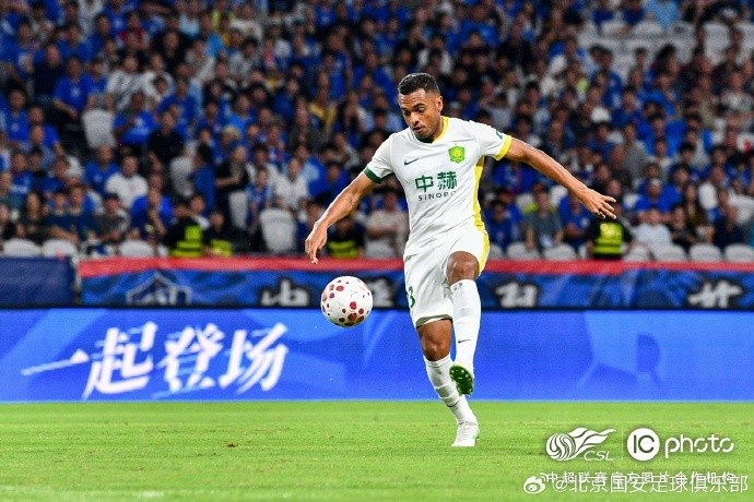 侯森多次扑救曹永竞张稀哲破门 国安客场3-0击败申花