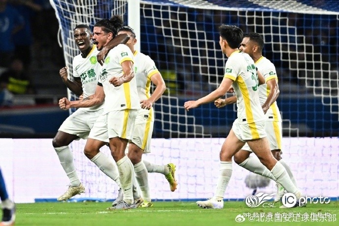 侯森多次扑救曹永竞张稀哲破门 国安客场3-0击败申花