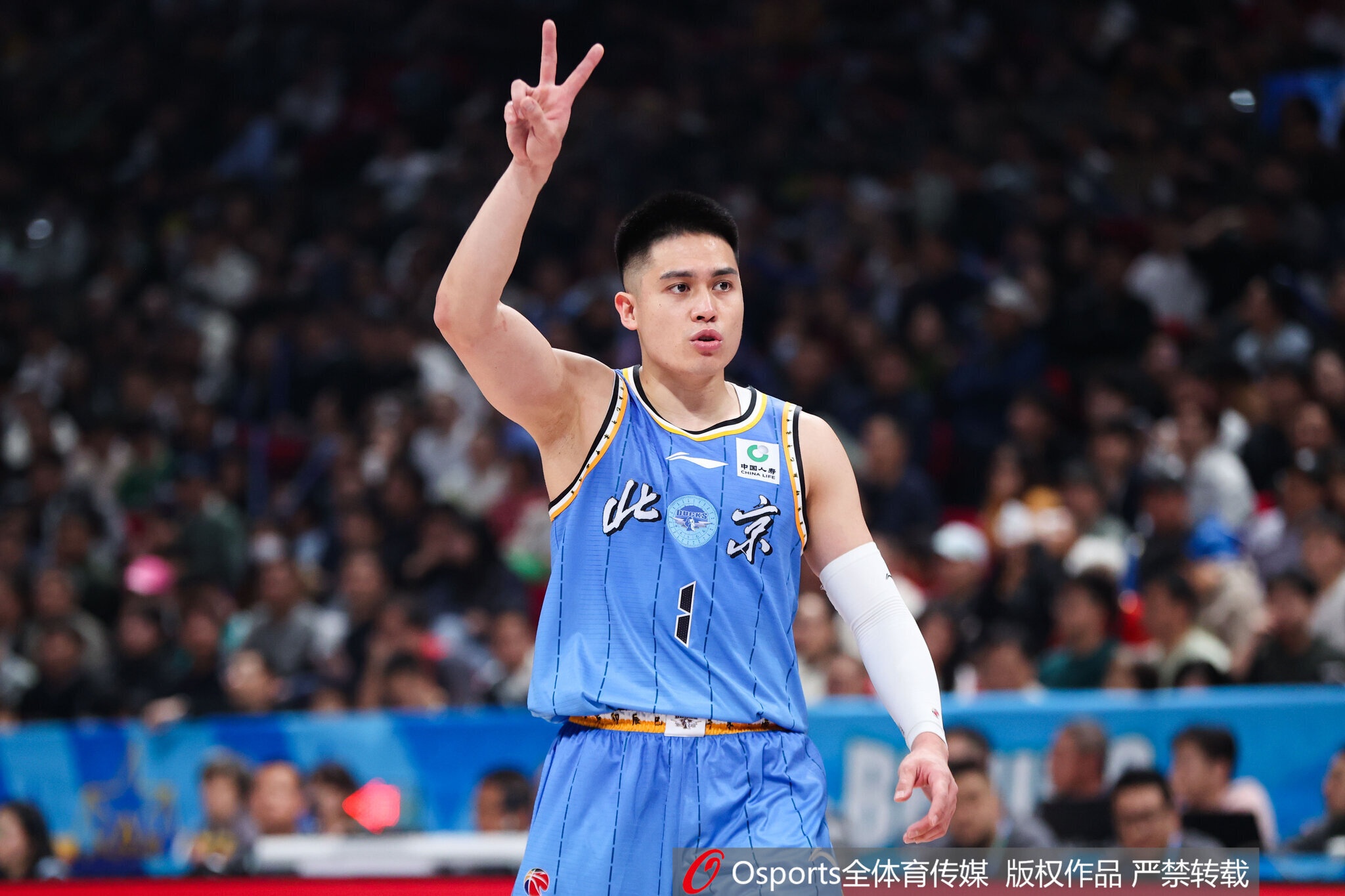 陈盈骏续约乐观 李永瀚随队完成续约