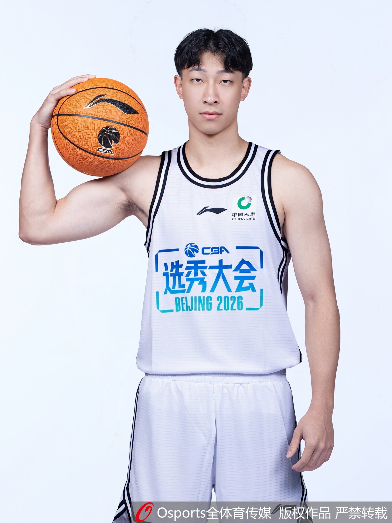 宋昕澔：CBA身体对抗非常强 希望能够帮助广州队打进季后赛