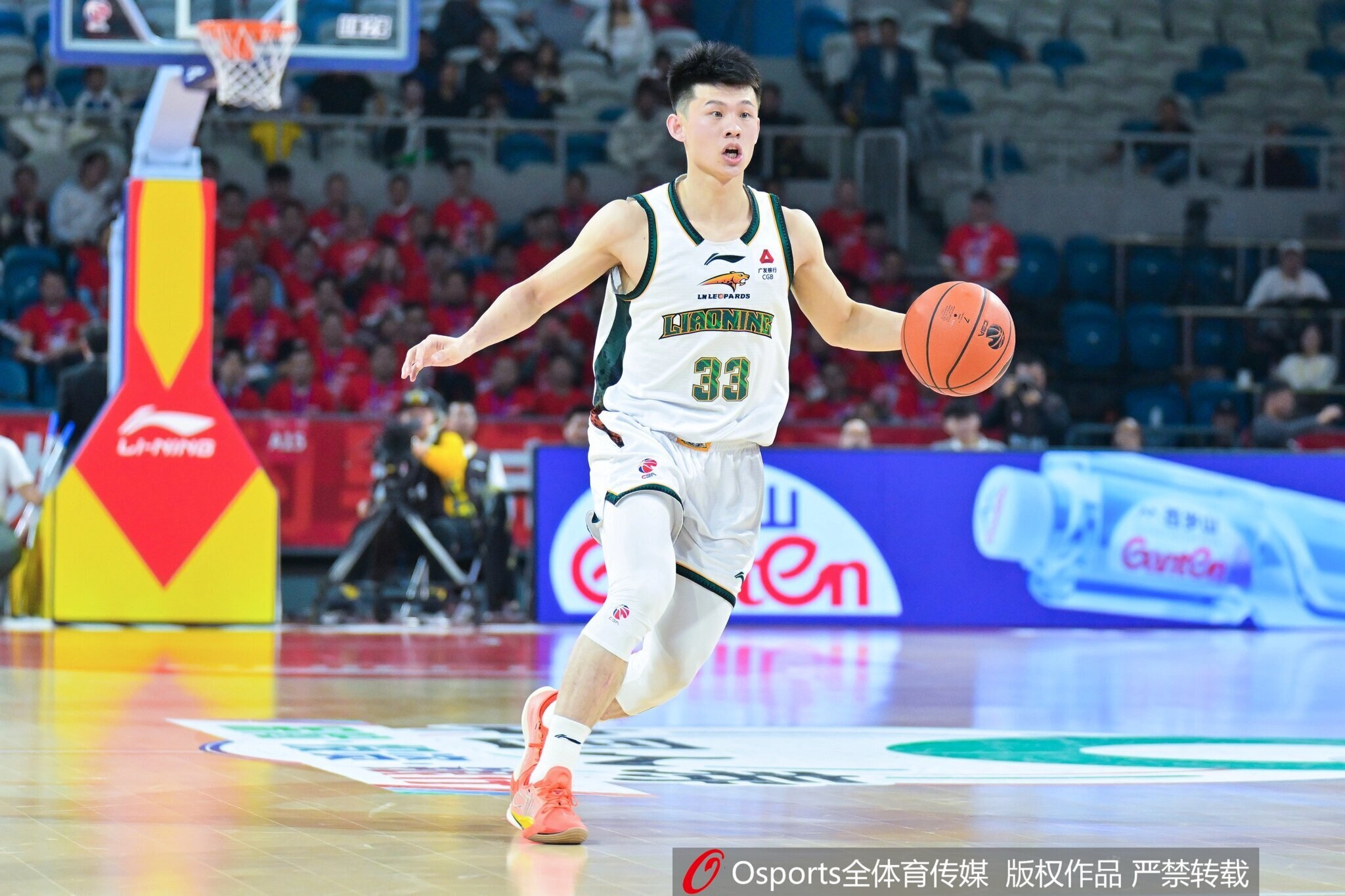 媒体人：王岚嵚为辽篮做出不小贡献 多次在人员伤病严重时站出来