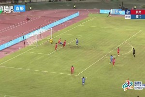 闽超-厦门队2-1战胜泉州队豪取13连胜 刘项荣破门林泽锟建功