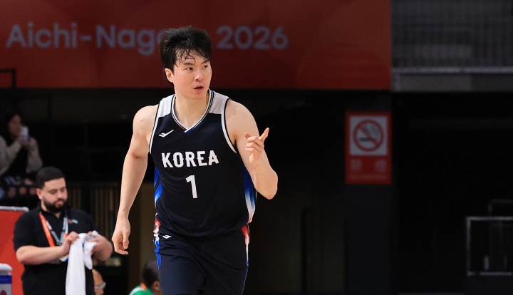免兵役的诱惑！亚运男篮半决赛韩国半场36-24领先伊朗 李贤重11分